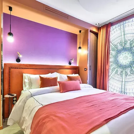 Chez Oscar Apart’hôtel Champs Elysées