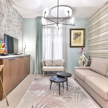 Chez Oscar Apart’hôtel Champs Elysées 4* Paris