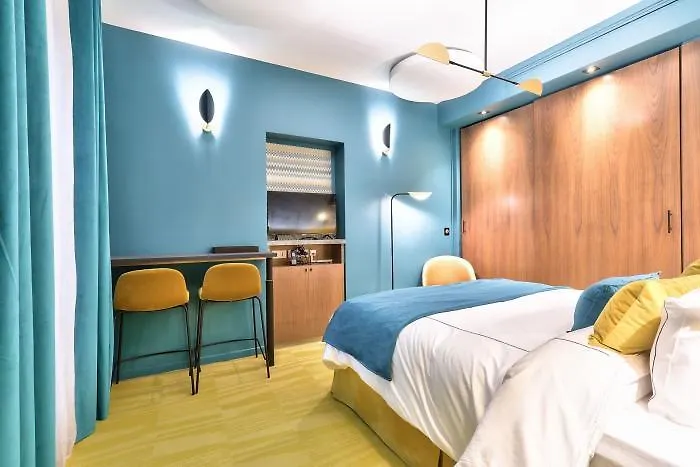Lejlighedshotel 33 Marbeuf 4*