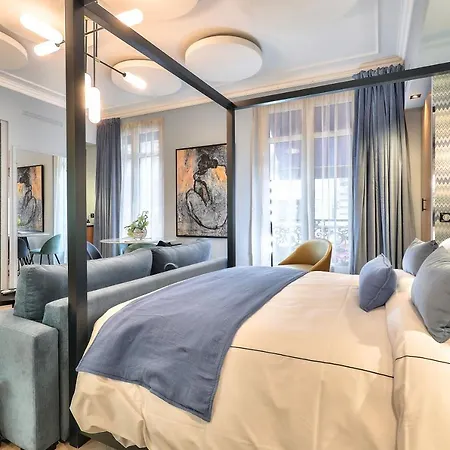 Appart hôtel Chez Oscar Apart’hôtel Champs Elysées 4*