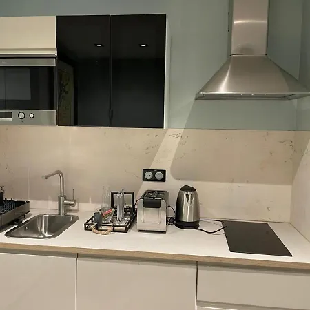 Chez Oscar Apart’hôtel Champs Elysées 4* Paris