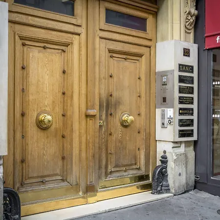 Chez Oscar Apart’hôtel Champs Elysées