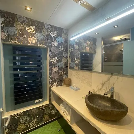 Appart hôtel Chez Oscar Apart’hôtel Champs Elysées Paris
