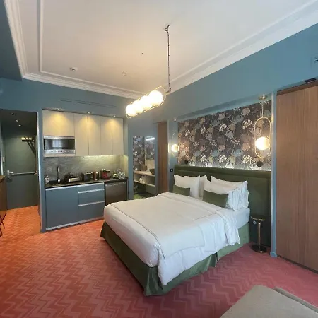 Chez Oscar Apart’hôtel Champs Elysées 4*