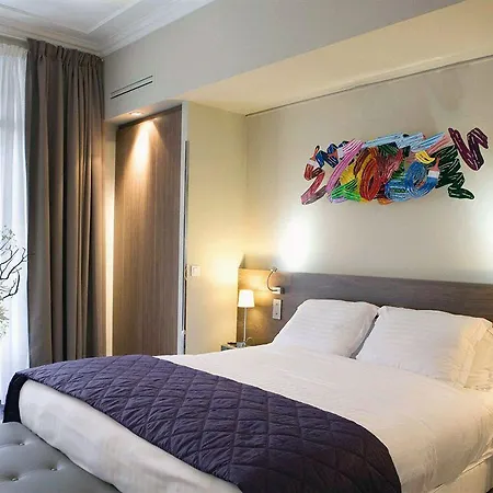 Chez Oscar Apart’hôtel Champs Elysées Appart hôtel 4*