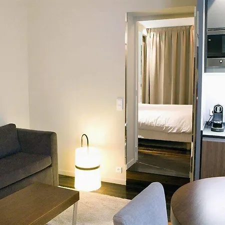 Chez Oscar Apart’hôtel Champs Elysées Paris